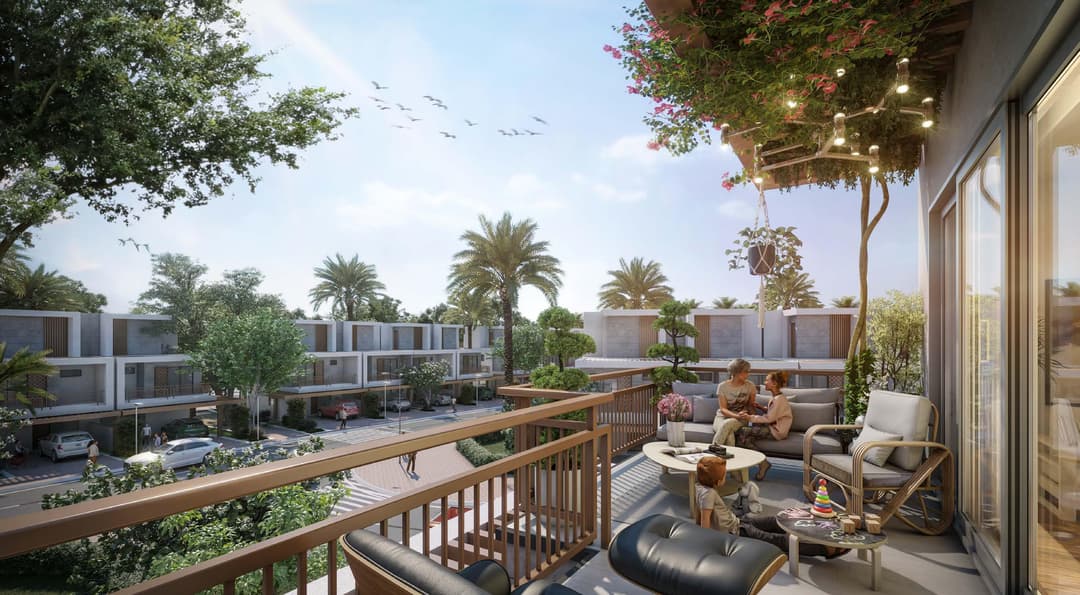 Photograph 5 of 6 of Damac Violet