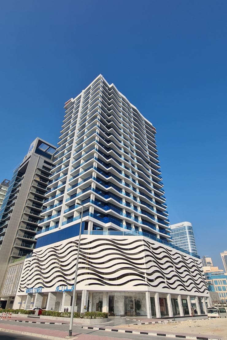 Photograph 2 of 10 of The Waves Business Bay