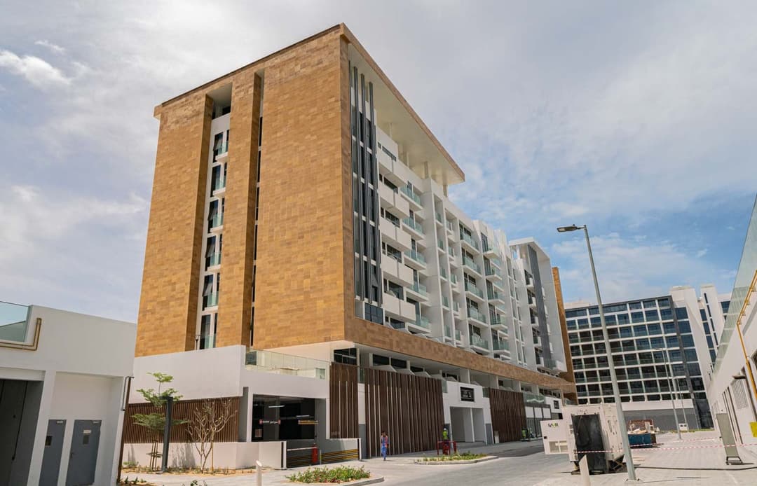 Photograph 2 of 7 of Riviera 32