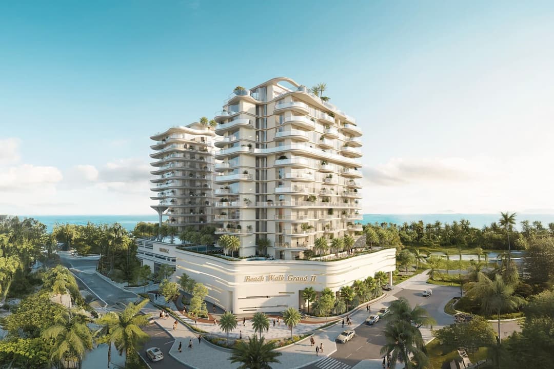 Photograph 2 of 10 of Beach Walk Grand 2