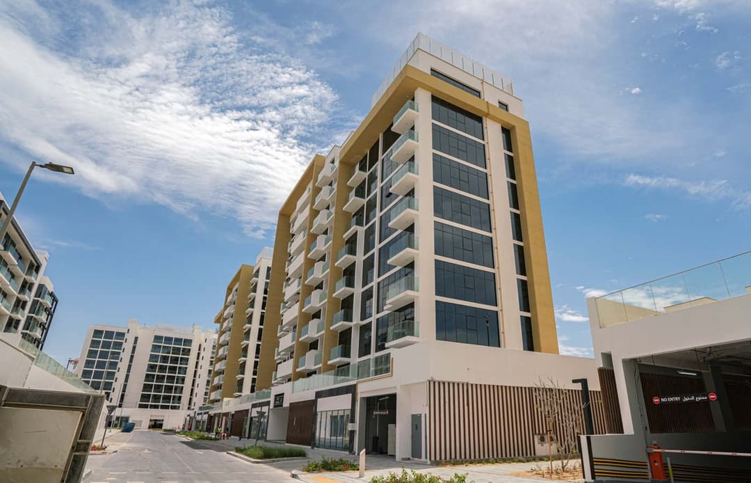 Photograph 3 of 8 of Riviera 31