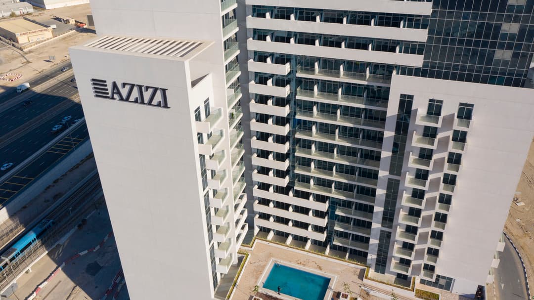 Photograph 7 of 10 of Azizi Aura