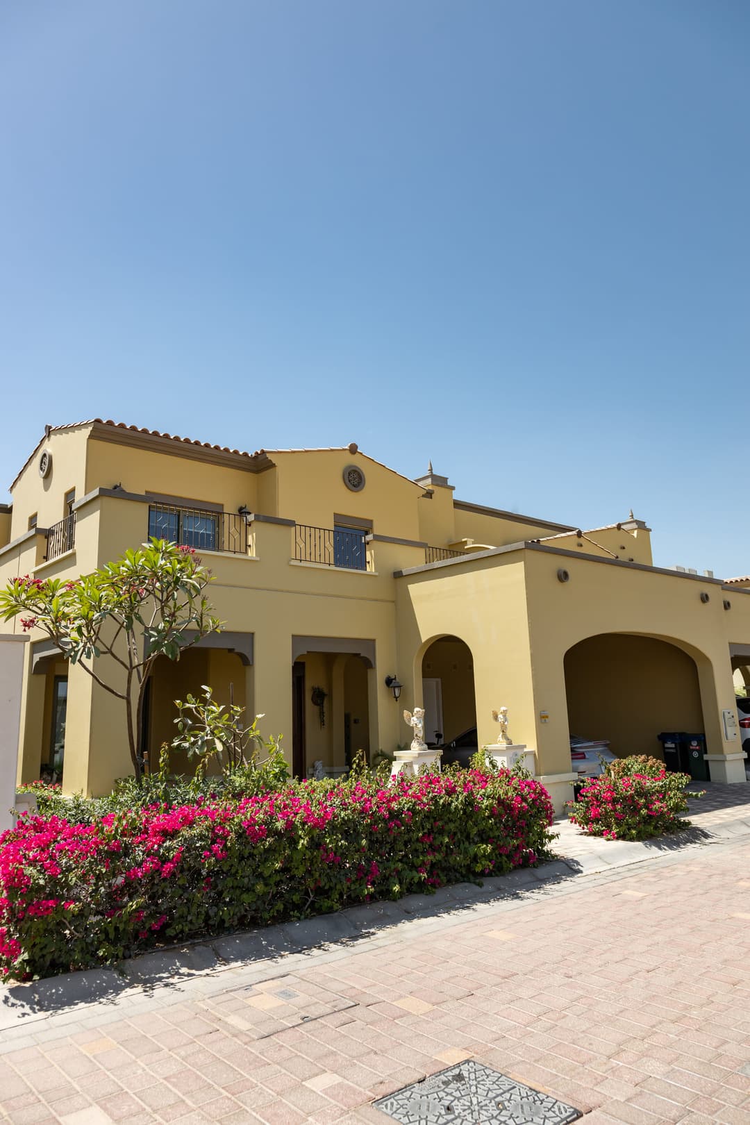 Mushrif Village, Mirdif