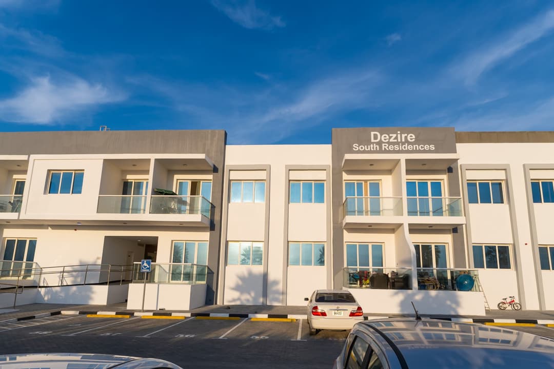 Photograph 5 of 10 of Dezire South